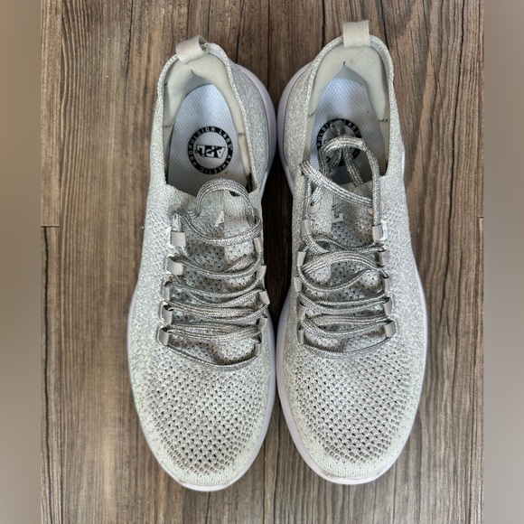 TechLoom Breeze Metallic Silver, White, and Iridescent - Picture 2 of 4